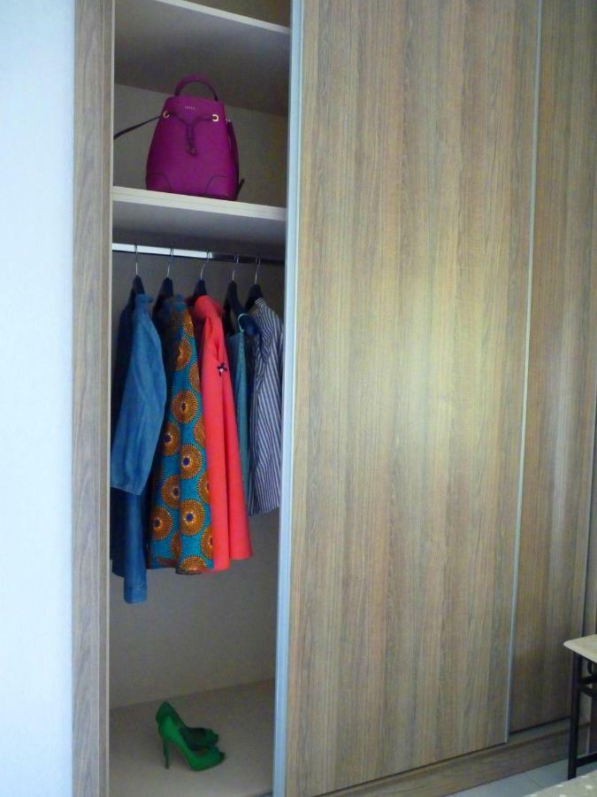 Yannis Apartments Afytos Esterno foto