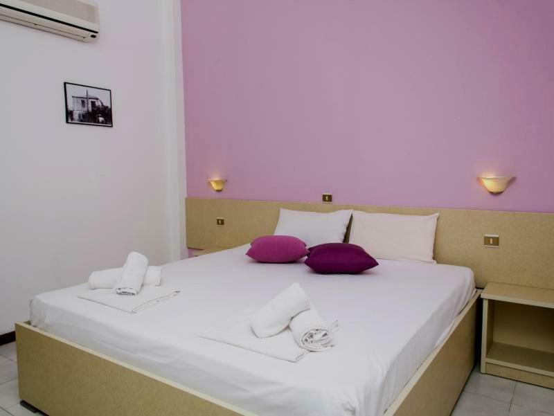 Yannis Apartments Afytos Esterno foto