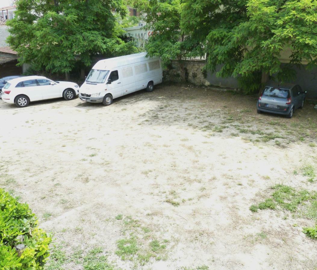 Yannis Apartments Afytos Esterno foto